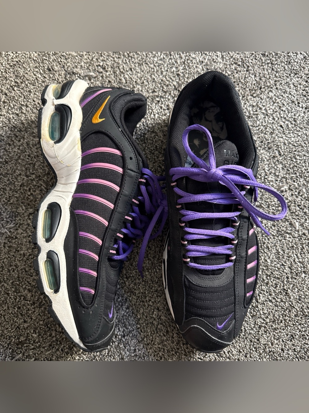 Size 13 Nike Air Max Tailwind 4 SE Black Pollen Purple White CU9240-001 No Box
